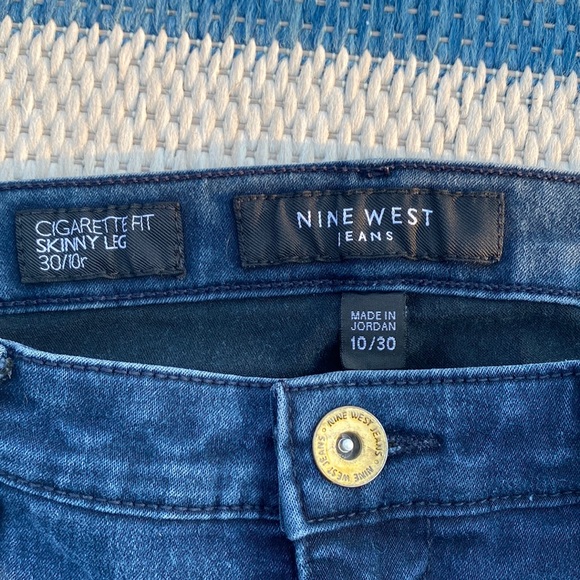 Nine West Womens Cigarette Fit Jeans Size 10 (30 x28) - Picture 2 of 6